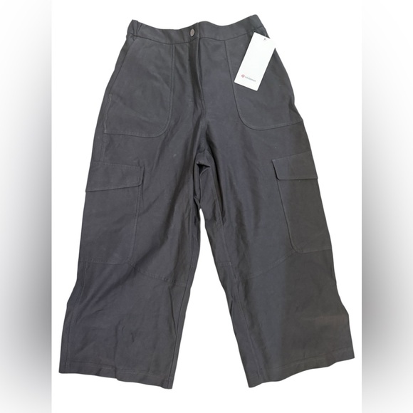 Lululemon Athletica Charcoal Cargo Pants - Picture 3 of 16